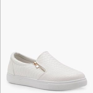 Boohoo Quipid Snakeskin Slip-On Shoes